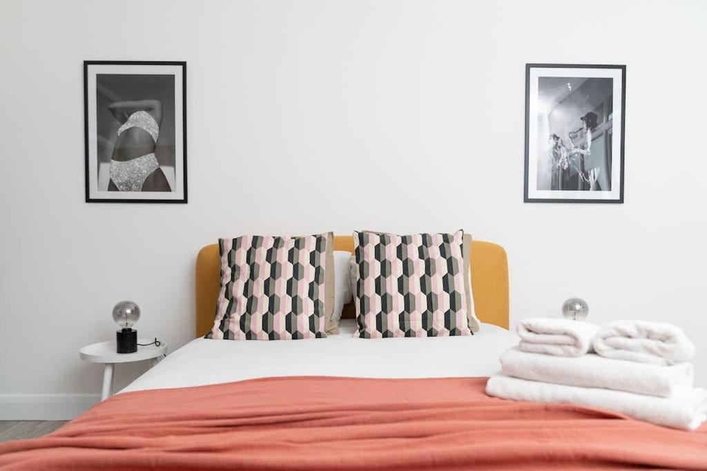 לונדון Two Bedroom Apartment By Buonomo Stays Short Lets & Serviced Accommodation In Balham With Balcony מראה חיצוני תמונה